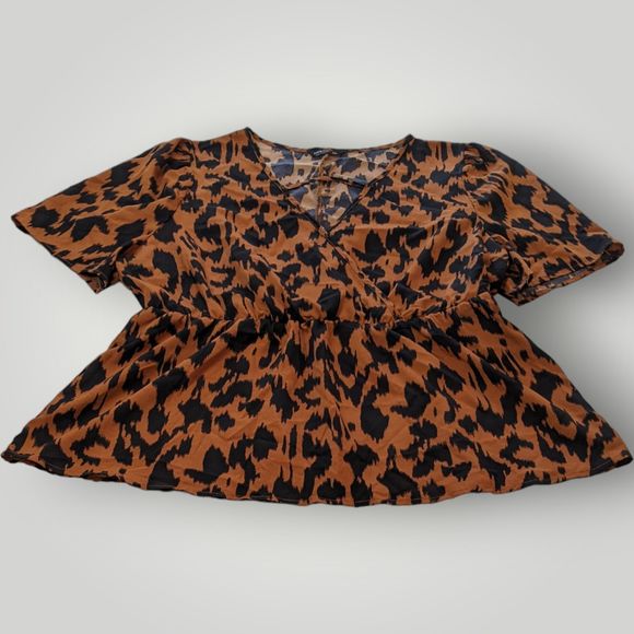 SheIn Tops - Shein CURVE Women's PLUS 3XL Leopard Print STRETCH Lightweight Blouse Top